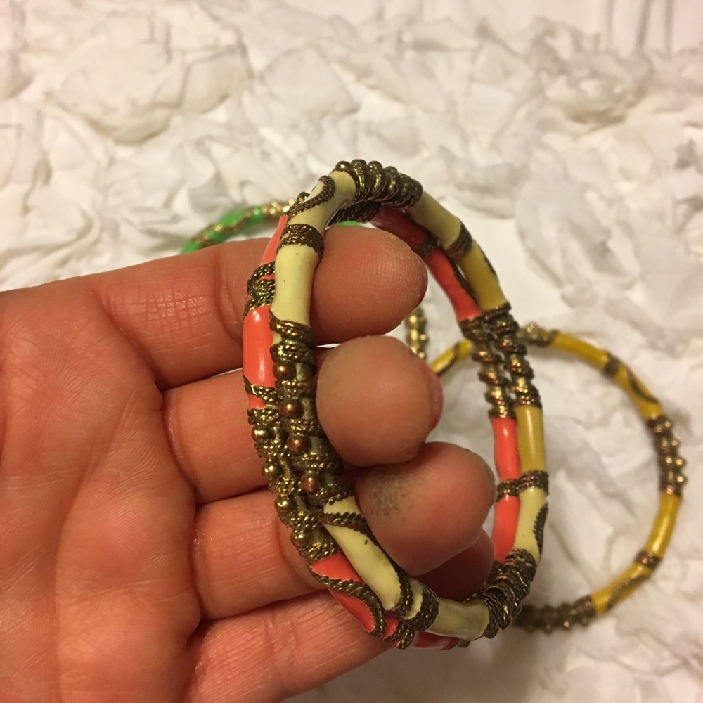 Multi colored bangle set